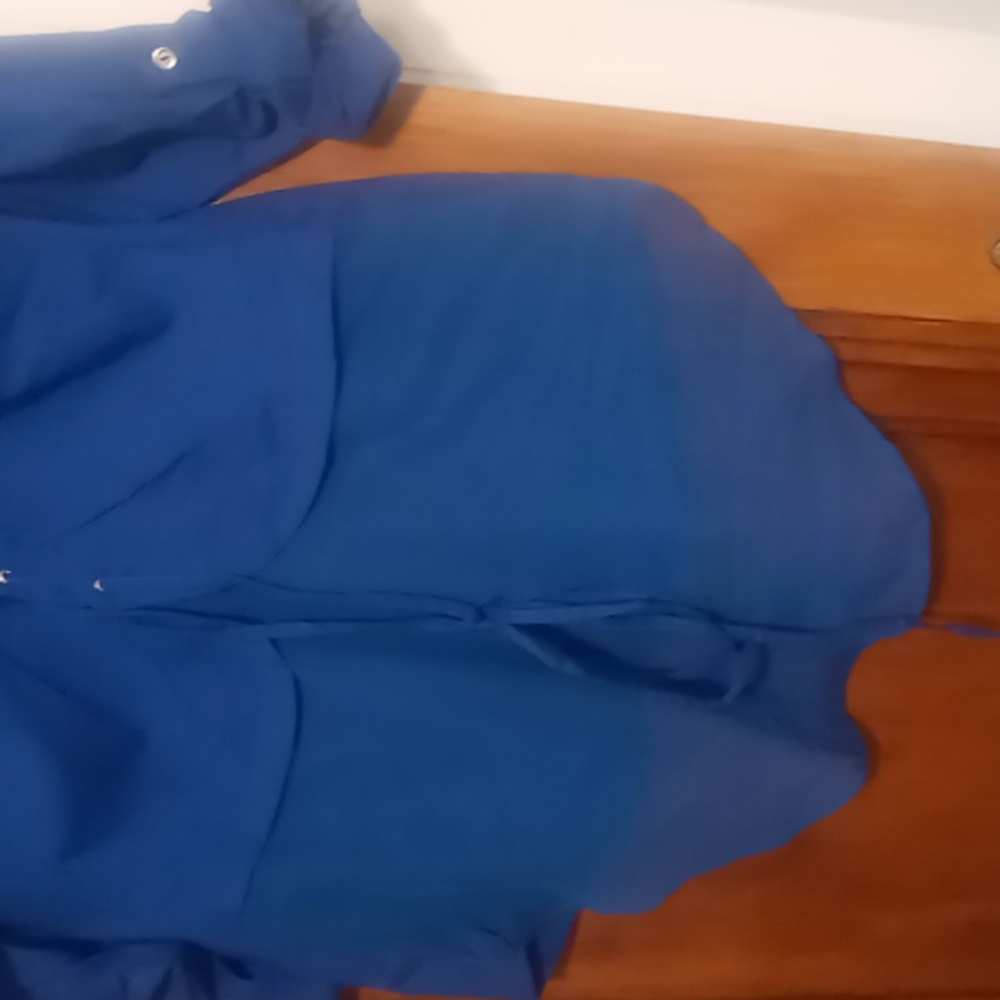 Shirt - Picture 4 of 6